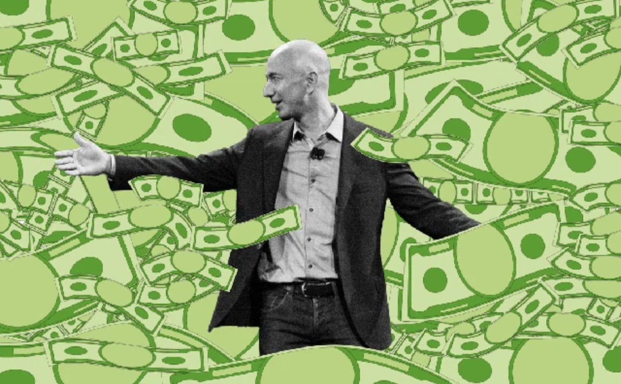 Để biến Amazon thành đế chế bán lẻ, tỷ phú Jeff Bezos cũng phải vận dụng không ít chiến thuật cân não: Đối thủ chẳng có gì đáng sợ, khách hàng mới là trên hết